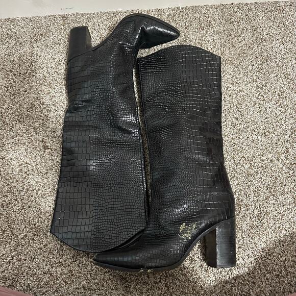 SCHUTZ Women's Analeah Black Croc Boot Size 8B - Picture 7 of 10